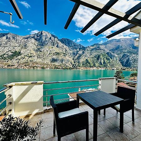 Kotor Muo Apartments C3 Buitenkant foto
