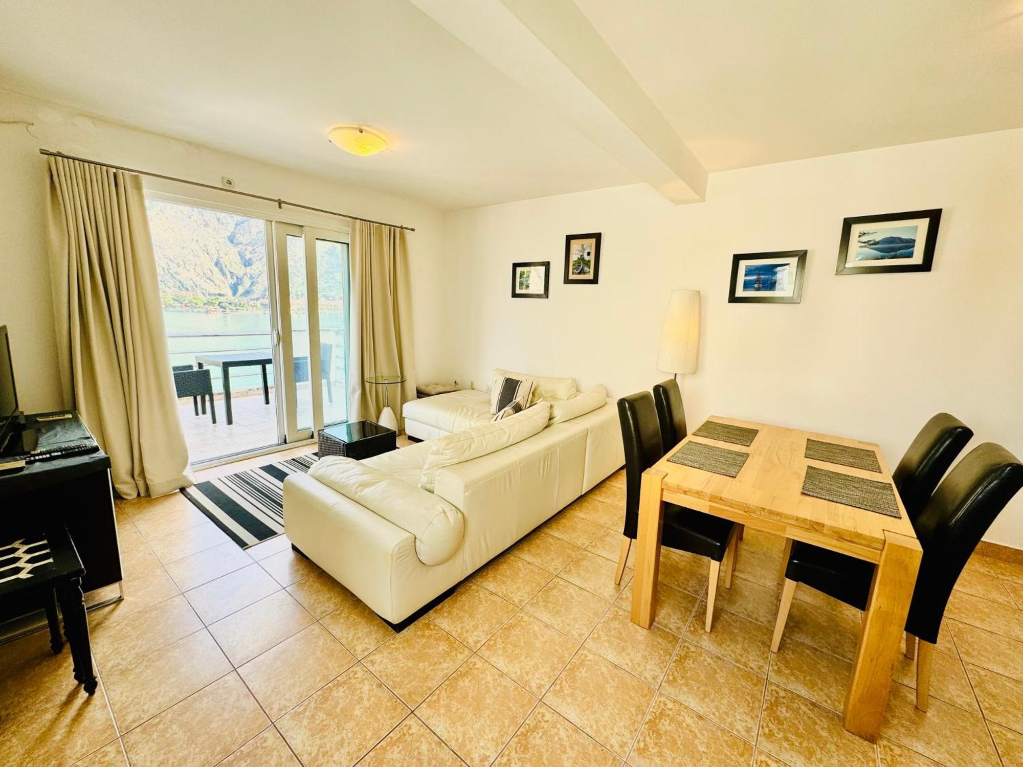 Kotor Muo Apartments C3 Buitenkant foto