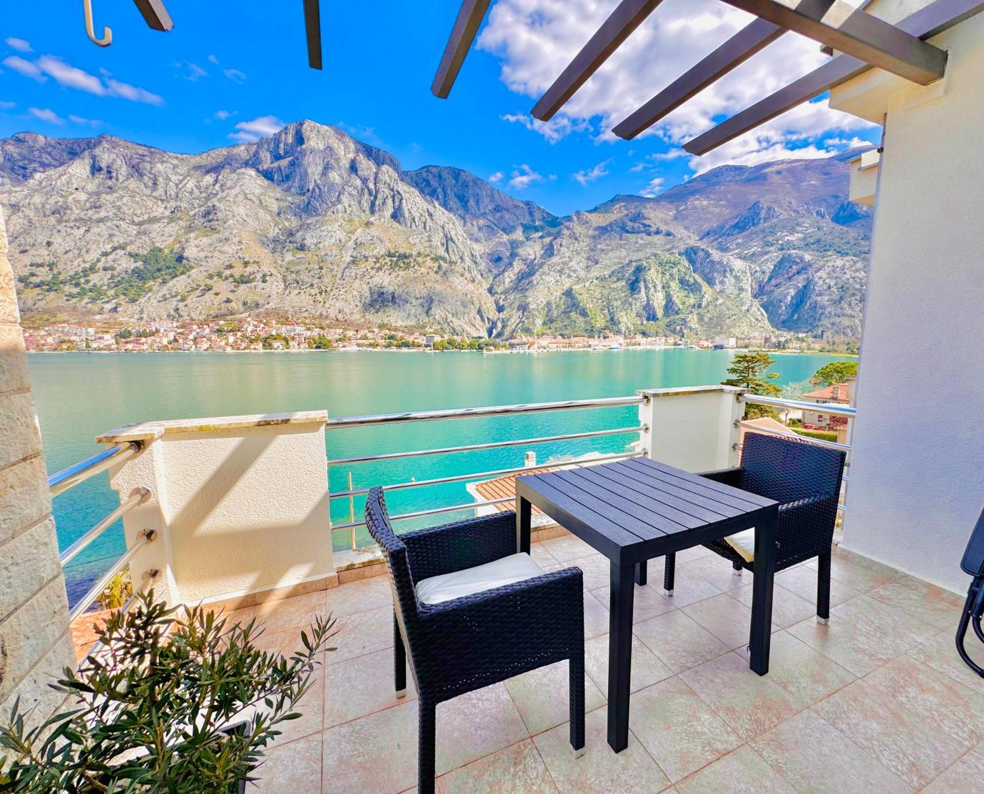 Kotor Muo Apartments C3 Buitenkant foto